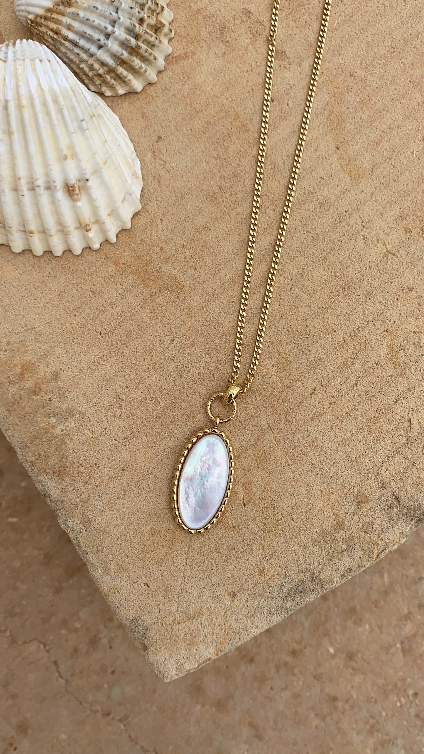 Teodora necklace (mother of pearl) • NEW •