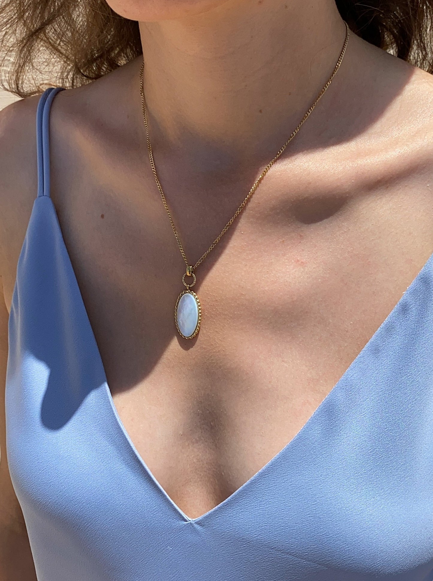 Teodora necklace (mother of pearl) • NEW •