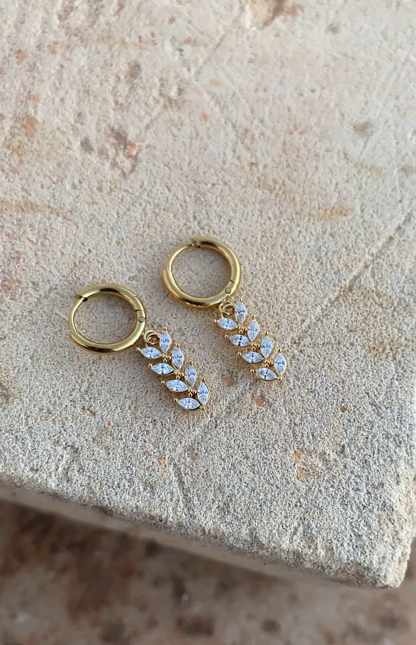 Mari earrings • NEW •