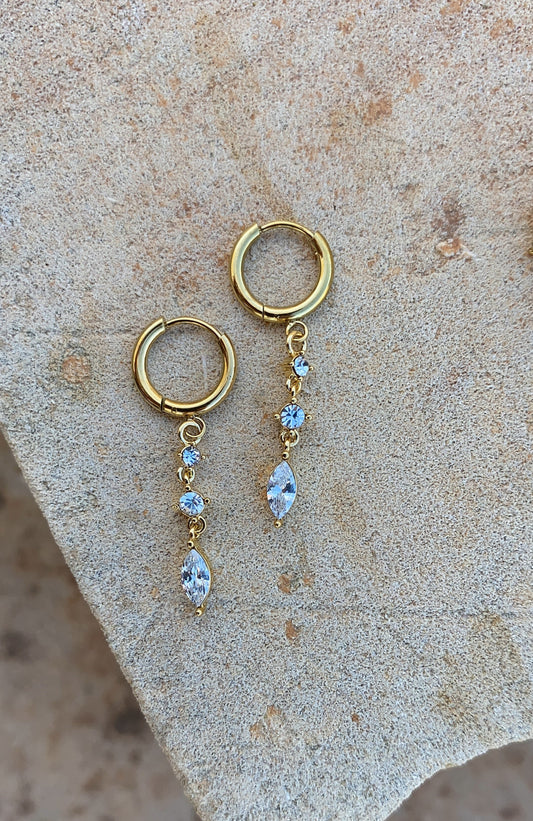 Katrina earrings • NEW •